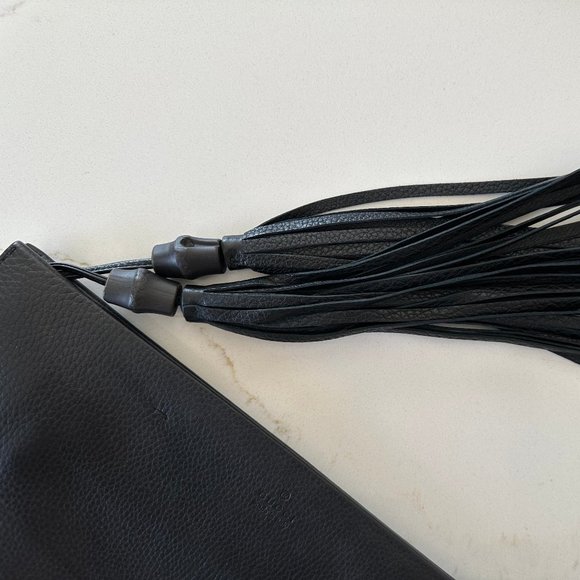Gucci Bamboo Fringes Clutch Bag - Picture 4 of 11